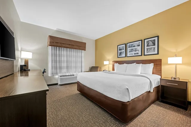 غرفة قياسية بسرير كينج، Sleep Inn & Suites Jasper 1/6