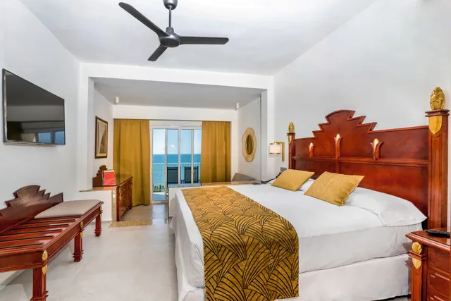 جناح جونيور بسريرين مزدوجين بإطلالة على البحر، RIU Vallarta All Inclusive 1/6