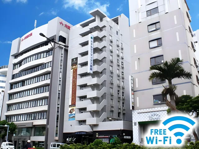 غرفة بريميير، Hotel Livemax BUDGET Naha 1/1