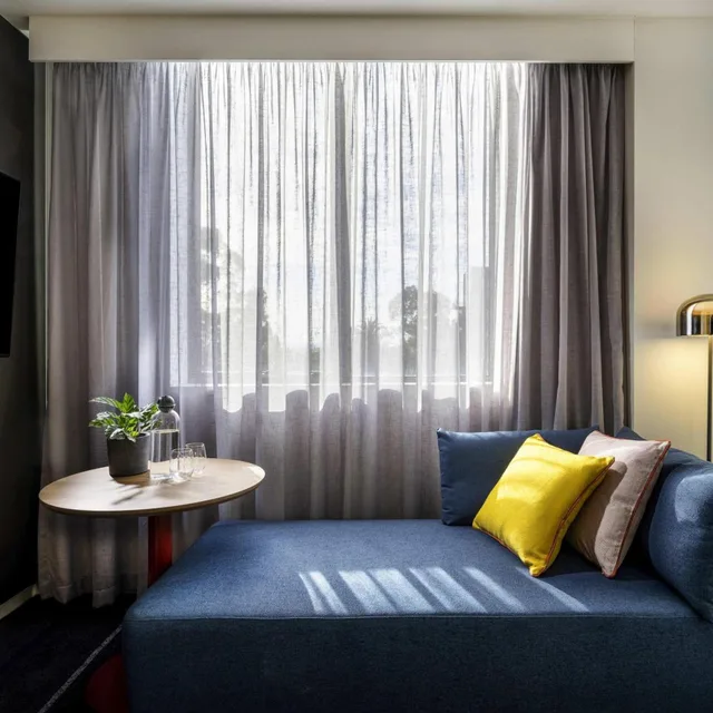 غرفة سوبيريور بسرير كينج وسرير كوين، Novotel Melbourne Preston 5/8