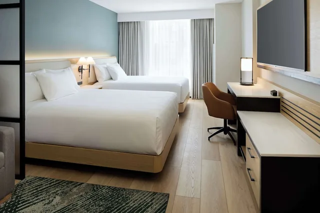 غرفة بسريرين كوين، Hyatt Place Montreal Airport 2/9