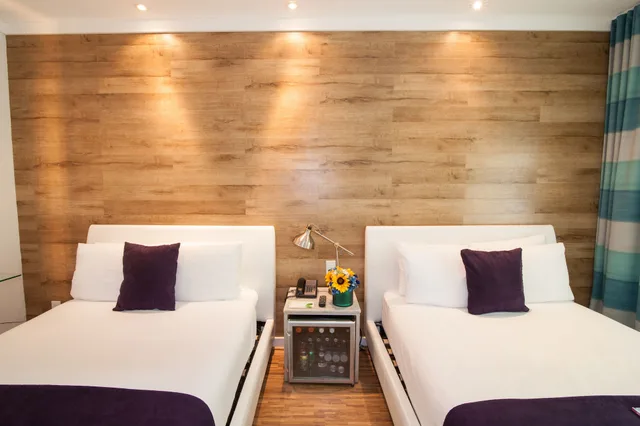 غرفة قياسية بسريرين كوين، Hotel Shelley 9/10