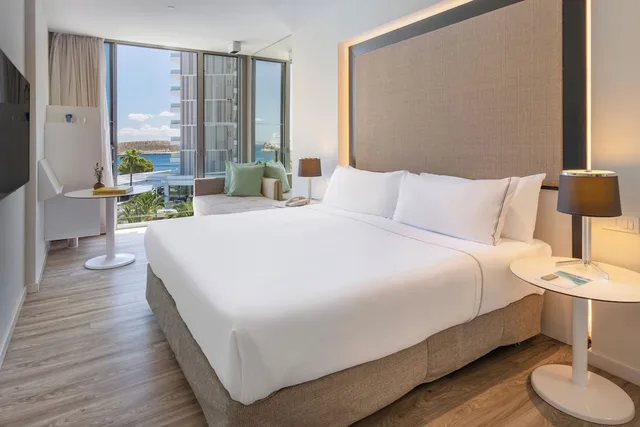 Melia, Queen Bed, Sea Front، Melia South Beach 1/6