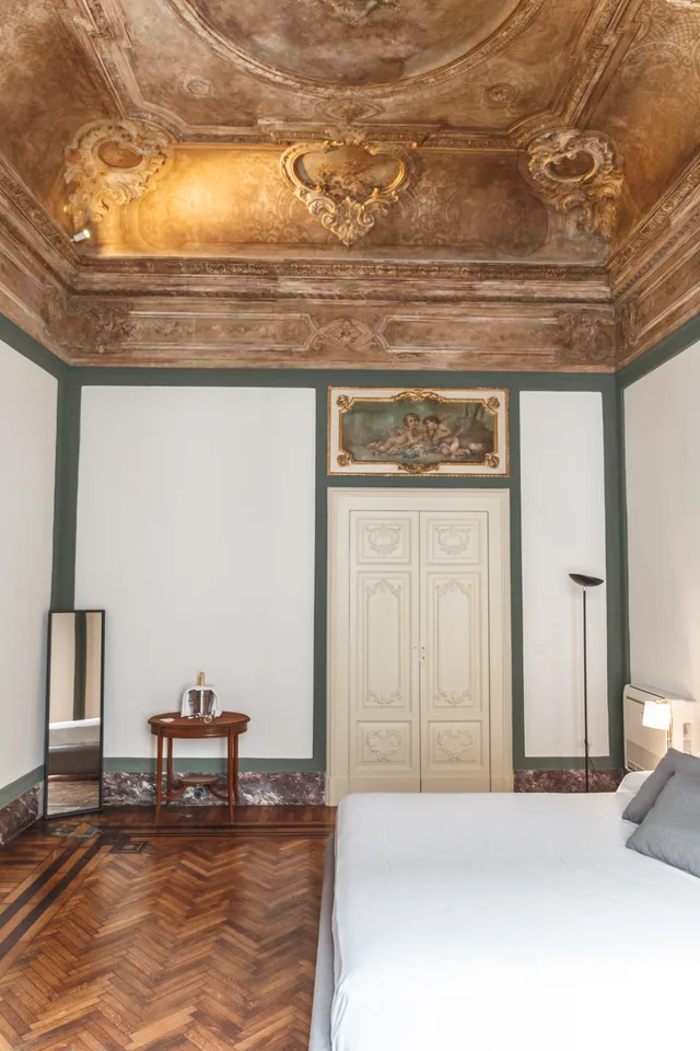 جناح ملكي، Relais Della Porta 7/10