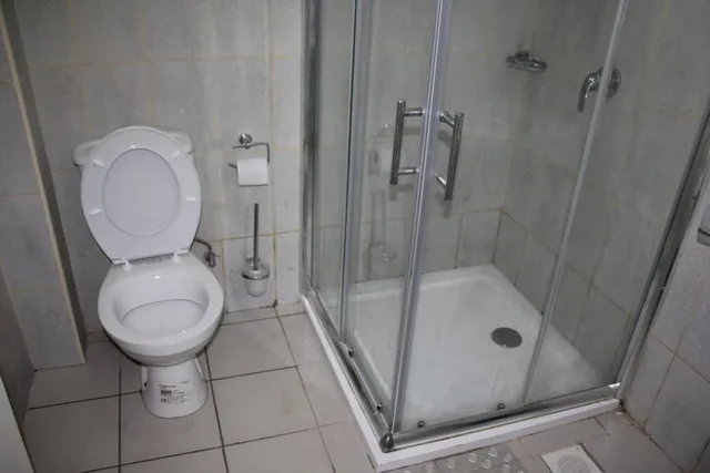 غرفة قياسية بسرير مزدوج، Davis Court Nyeri 2/3