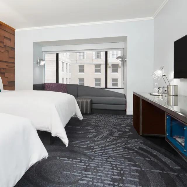 Wonderful, Guest Room, 2 Double Beds, Low Floor، W Seattle 2/6