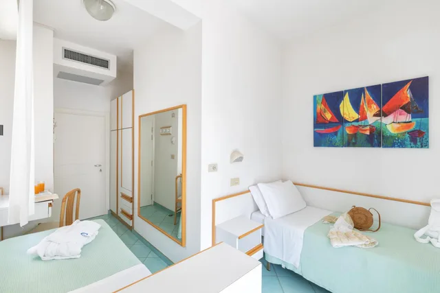 غرفة قياسية بسريرين منفصلين، Hotel Caprice 2/10