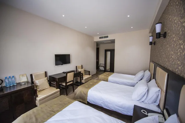 غرفة كلاسيكية ثلاثية، Tbilisi Inn 3/8