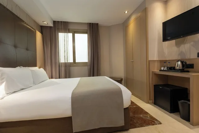 غرفة بسرير مزدوج، Gran Hotel Barcino 10/10