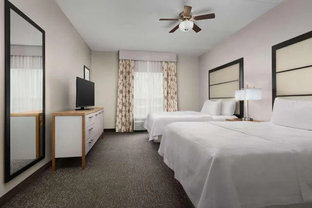 2 Bedrooms, Suite, 2 Bathrooms، Homewood Suites by Hilton York 2/4