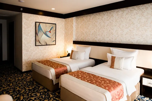 غرفة فاخرة بسرير مزدوج أو سريرين منفصلين بشرفة، Malak Regency Hotel 1/10