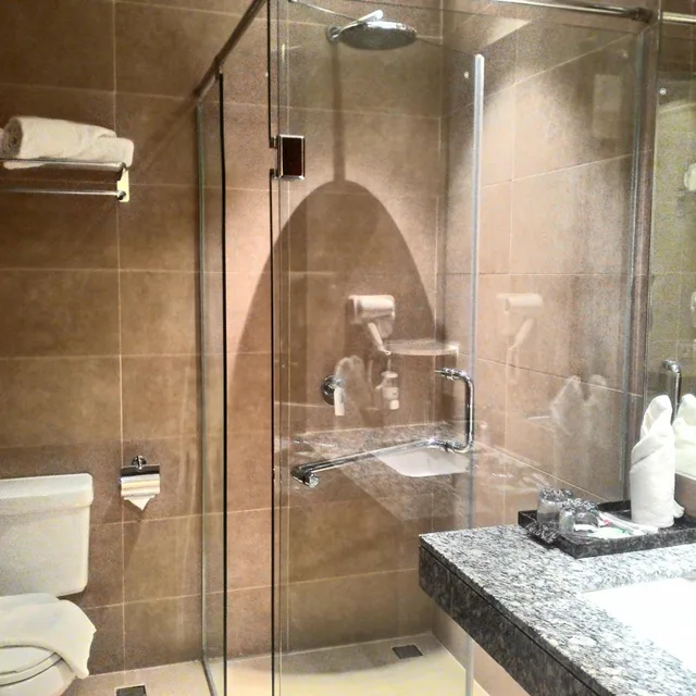 غرفة غراند عصرية ديلوكس بسرير مزدوج، Grand TW Batam Center Hotel & Convention 4/5