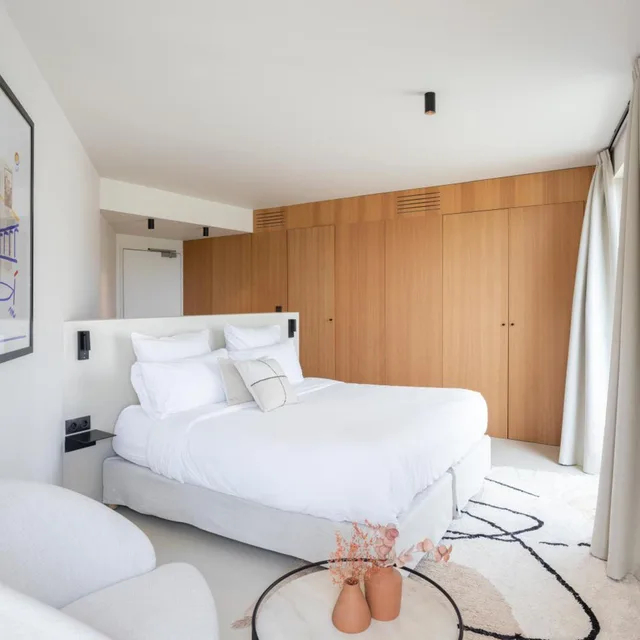 جناح بشرفة، Les Elmes Hotel Spa 2/3