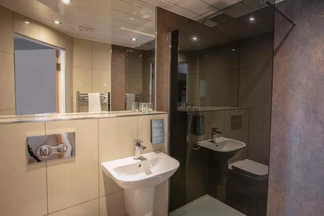 غرفة بسرير مزدوج، Dundee Invercarse Hotel, BW Signature Collection 4/4