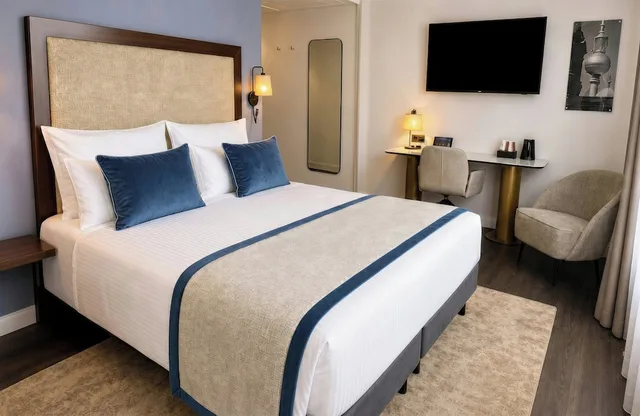 غرفة ثلاثية بسرير مزدوج وسرير فردي، LEONARDO HOTEL BERLIN 2/7