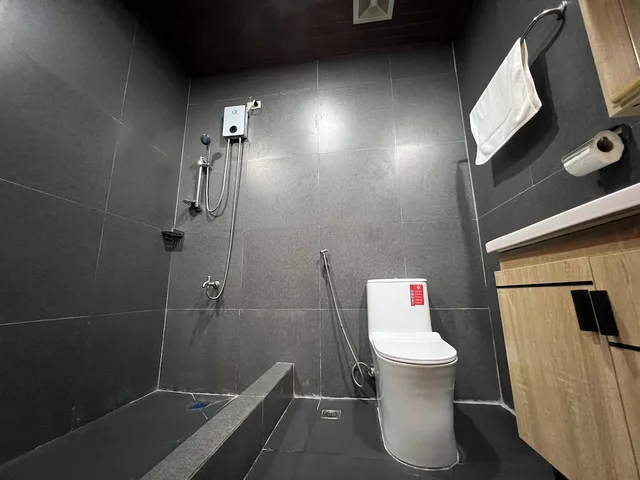 Premium, Queen Bed, Rossa Hotel 9/10