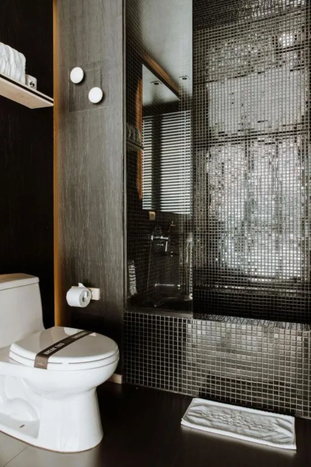 جناح بسرير كينج، The Click Clack Hotel 2/2