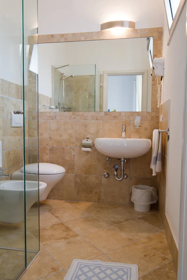 غرفة سوبيريور ثلاثية بسرير مزدوج وسرير فردي، Vienna Hotel 2/2