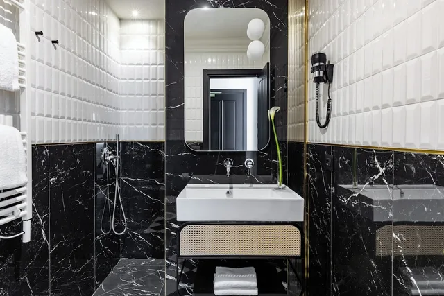 غرفة سوبيريور بسريرين منفصلين، Continentale Hotel 6/7