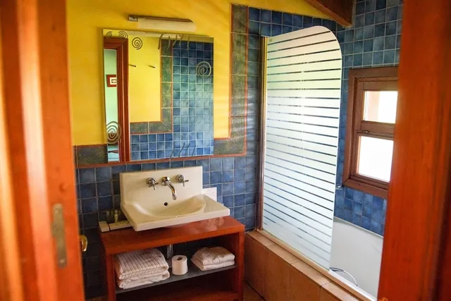 غرفة قياسية بسرير مزدوج أو سريرين منفصلين، HOTEL USATEGIETA 8/10