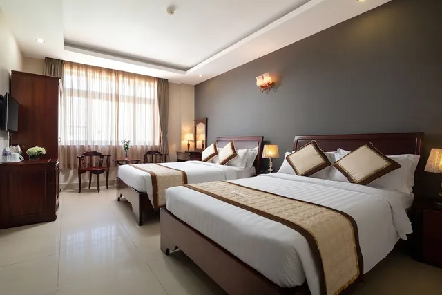 غرفة ديلوكس رباعية بسريرين مزدوجين، Corvin Hotel 3/4