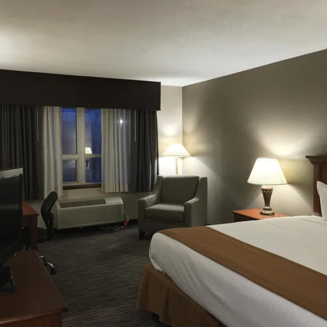 غرفة تنفيذية بسرير كينج، Best Western Gateway Adirondack Inn 8/10