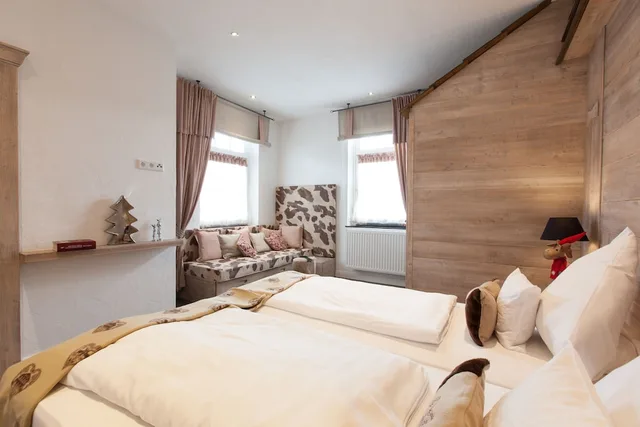 غرفة عائلية بسريرين كوين، Hotel Nuhnetal 2/6