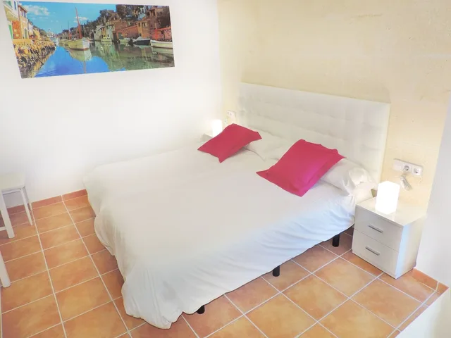 استوديو اقتصادي بسريرين منفصلين بمطبخ، Marblau Hostal 2/5