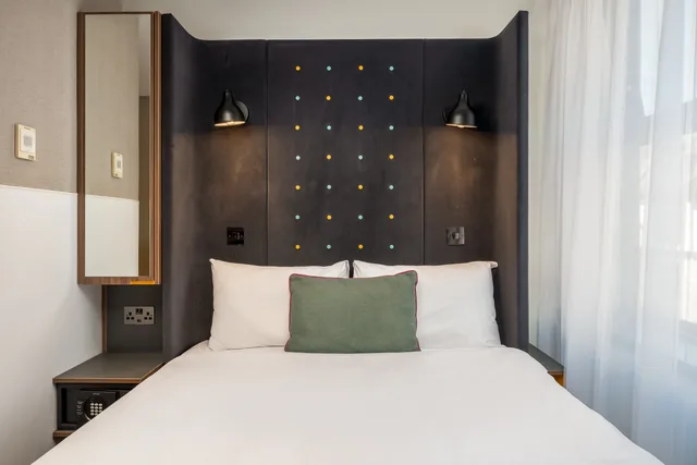 غرفة قياسية بسرير مزدوج، Point A Hotel Paddington 3/3