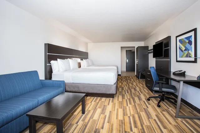 Suite, 2 Queen Beds, Sofa, Living Area, HOLIDAY INN EXPRESS & SUITES RAPID CITY - RUSHMORE SOUTH 4/8