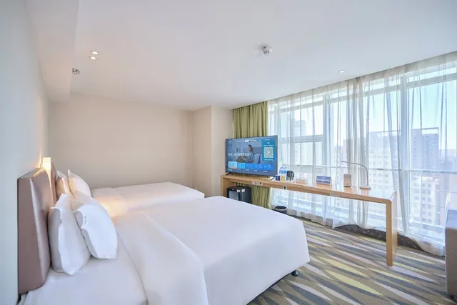 Standard, Twin Beds, Extra Floor Space, Holiday Inn Express Changzhou Lanling 2/9