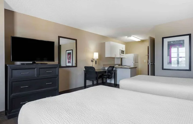 استوديو بسريرين كوين، Extended Stay America Santa Barbara - Calle Real 4/7