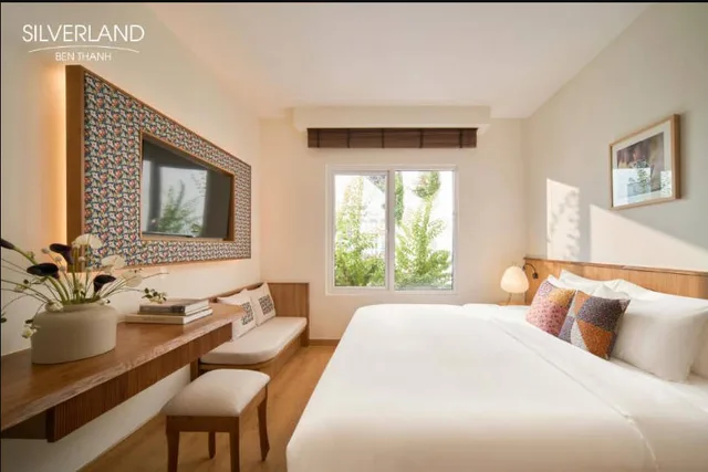 Deluxe, Double or Twin Bed, Silverland Ben Thanh Hotel 2/9
