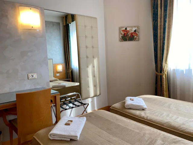 غرفة بسريرين منفصلين، Hotel Riviera 5/7