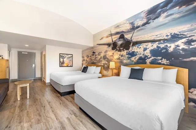 غرفة قياسية بسريرين كينج، The Hanford Hotel 2/5