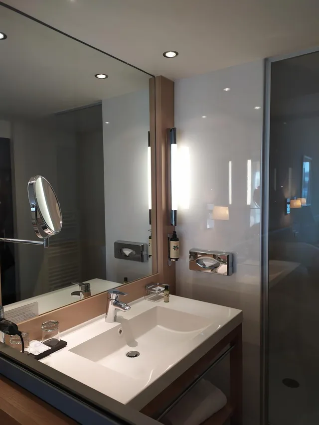 غرفة كومفورت بسرير كوين، Best Western Premier Vieux Port 9/10