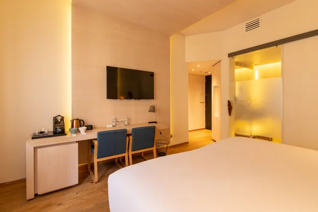 غرفة سوبيريور بسرير كينج، Hotel Magnolia 4/6
