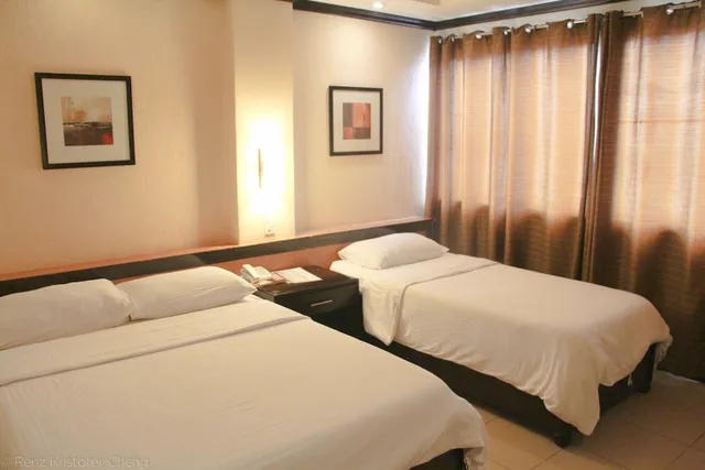جناح بسرير كوين مع أريكة، O Hotel 1/1