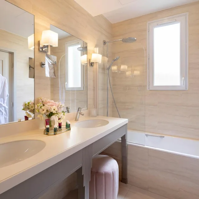 جناح عائلي بسرير مزدوج، Hotel Residence Foch 5/5
