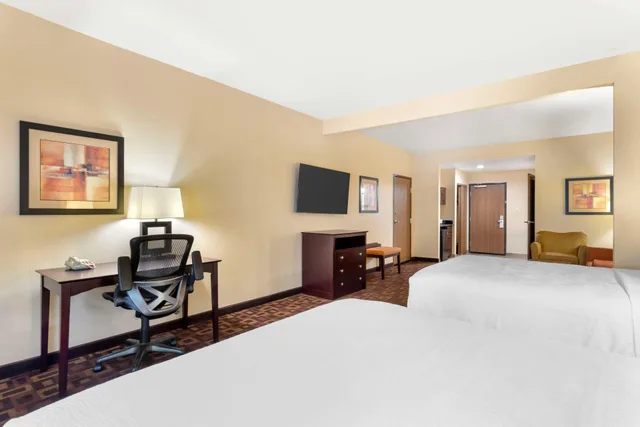 جناح بسريرين كوين لذوي الإعاقة، Best Western Plus Goliad Inn and Suites 2/3