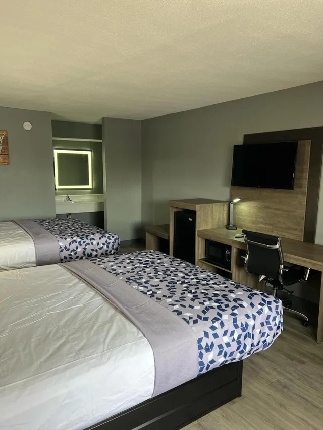 غرفة بسرير كوين لذوي الإعاقة، Econo Lodge Kennett 5/7