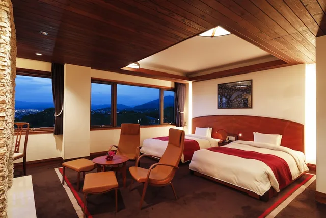 غرفة بسريرين منفصلين بإطلالة على المتنزه في الطابق العلوي، Hotel Chourakukan 2/3