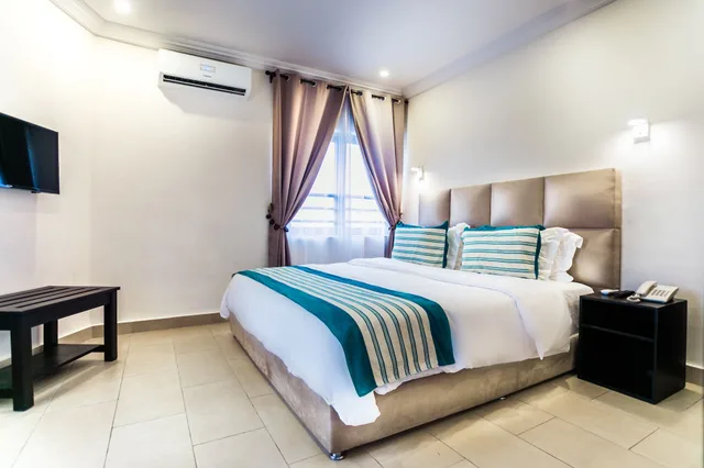 2 Bedrooms, Superior, Suite, 2 Queen Beds, City View, Accessible, Home Residence Hotel 1/2