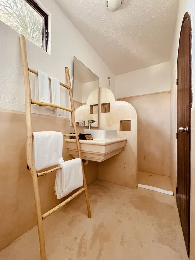 غرفة بسريرين منفصلين بإطلالة على الحديقة، Pavoreal Beach Resort 2/3