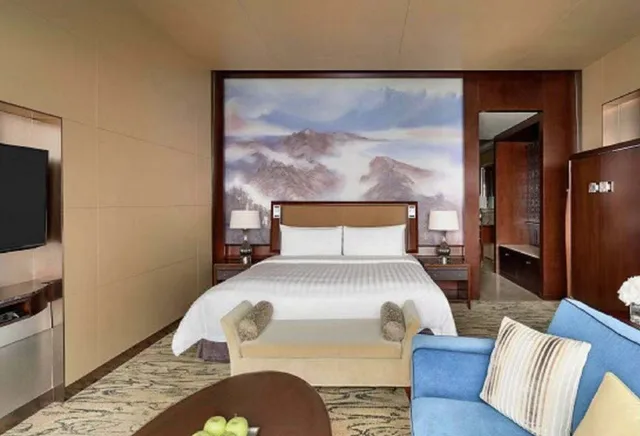 غرفة غراند بسرير كينج، China World Summit Wing, Beijing, A Shangri-La Hotel 2/4