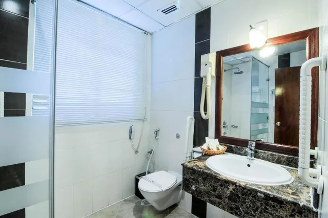 Executive, Suite, King Bed, Ramee California Hotel, Juffair 2/2