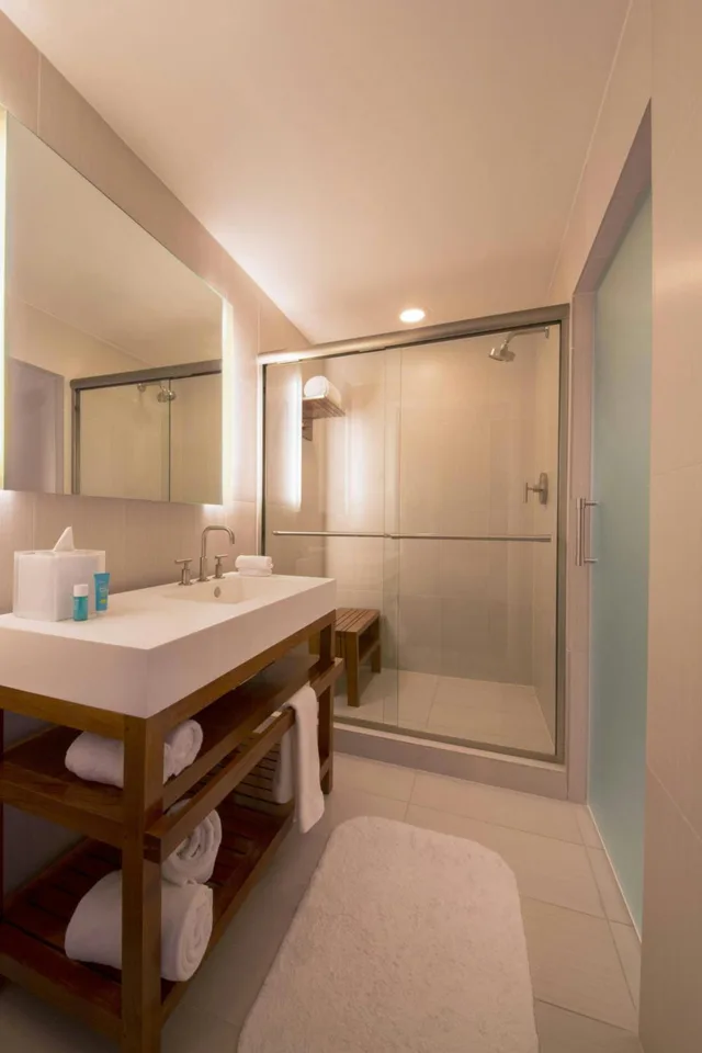 2 Bedrooms, Residential, Supreme, Suite, 2 King Beds, 2 Queen Beds, Ocean View, Sofa, Balcony، W Fort Lauderdale 4/4
