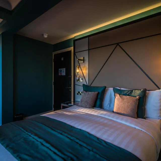 Comfy, Standard, Double Bed، Seven Hotel 2/6