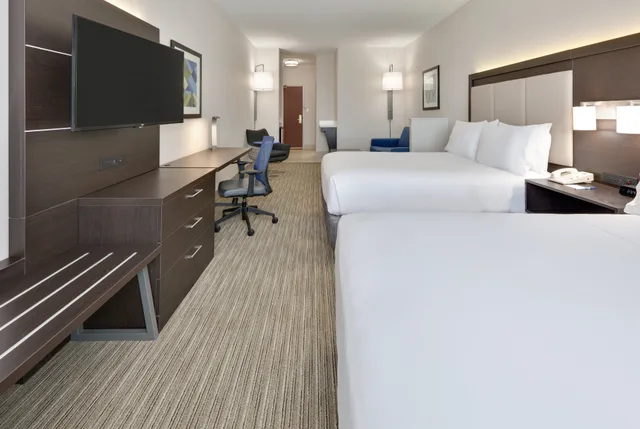 Mini, Suite, 2 Queen Beds، Holiday Inn Express Hotel Suites Duncanville 1/1