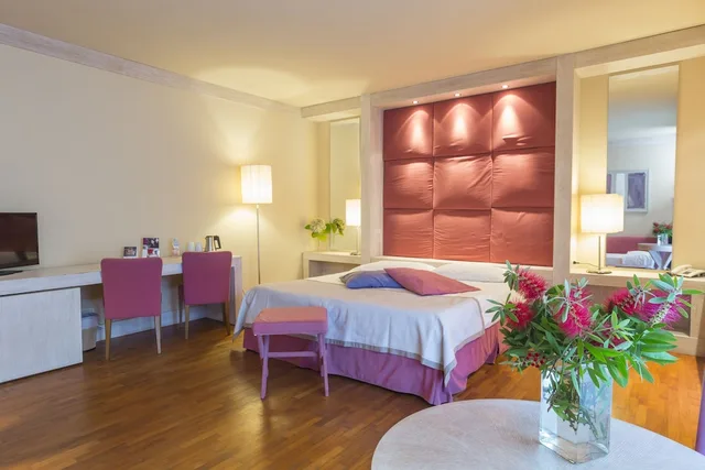 غرفة ديلوكس ثلاثية، Mercure Tirrenia Green Park 6/7